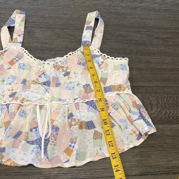 American eagle patchwork, colorful Ruffle crop top | Size medium - Picture 9 of 12